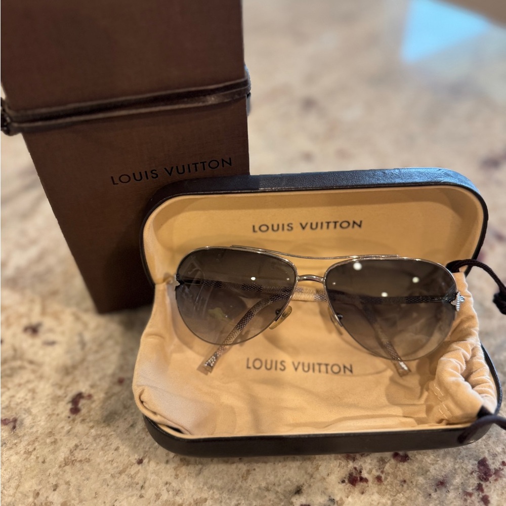 Louis Vuitton Gray Sunglasses with original leather hard case & dust bag